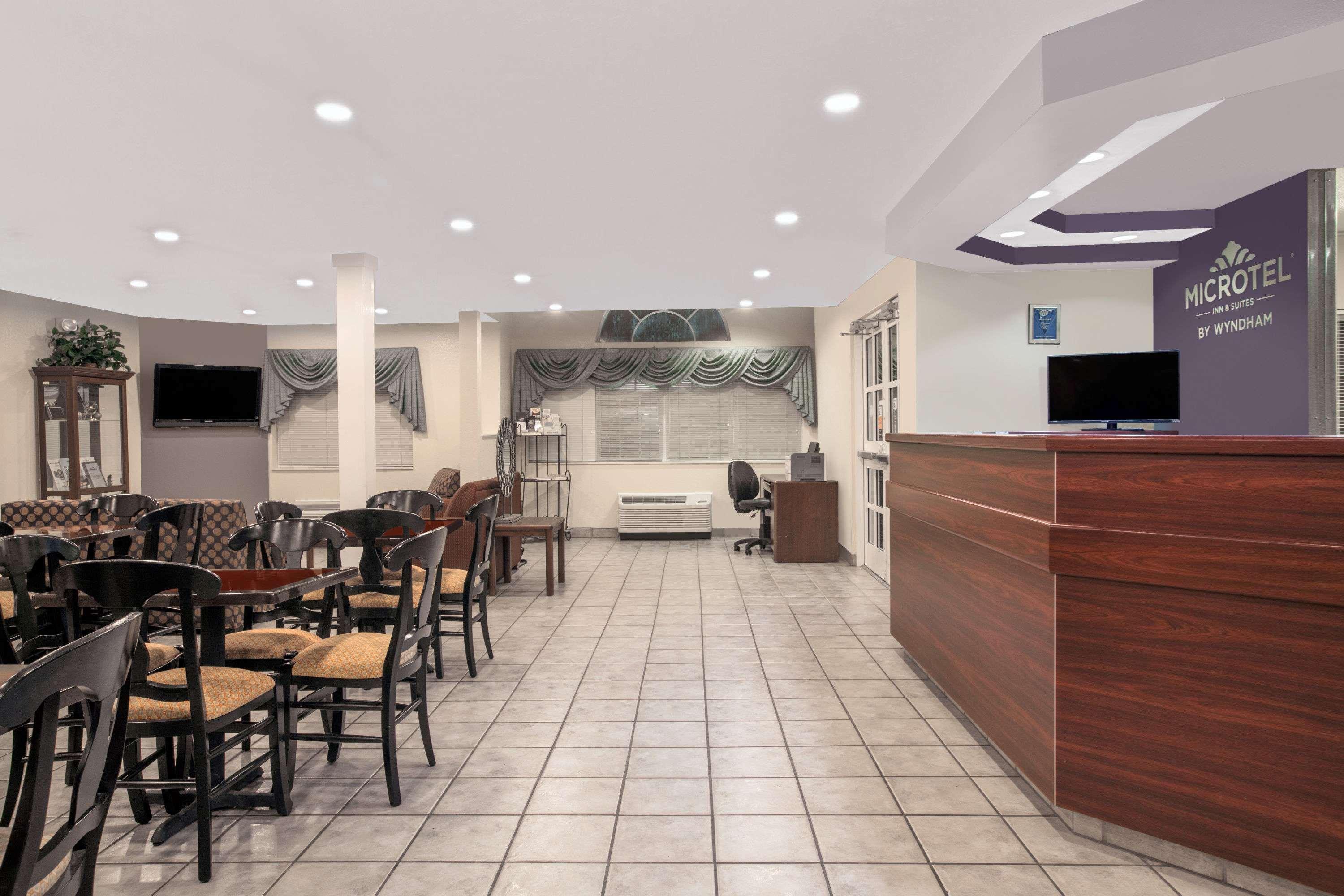 Microtel Inn & Suites - Meridian Exterior photo